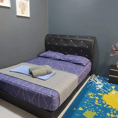 Hanis Homestay De Bangi Kajang Exterior photo